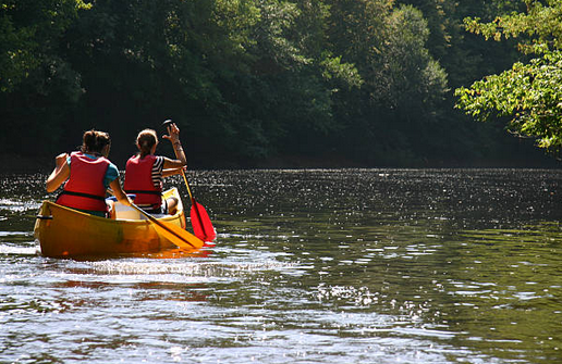 canoe-ardeche-eau-sport-nautique-été
